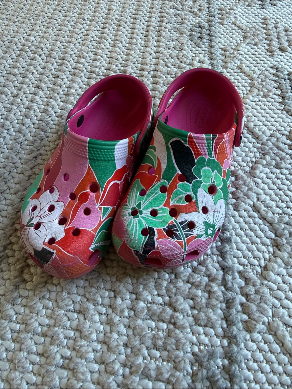 CROCS Kids Floral Print Clogs in Pink, Green & Red
